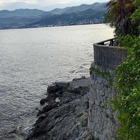 Aparatman Apartment *