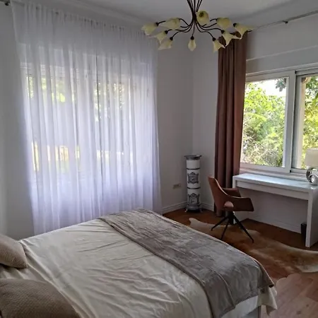 Aparatman Apartment *