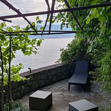 Aparatman Apartment *